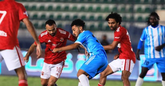 الأهلى يهزم الداخلية بثنائية ويواصل رحلة الدفاع عن لقب كأس مصر