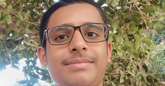 التاسع على الثانوية العامة: كنت أعتمد على دروس الأونلاين وأنظم مذاكرتى فى جدول