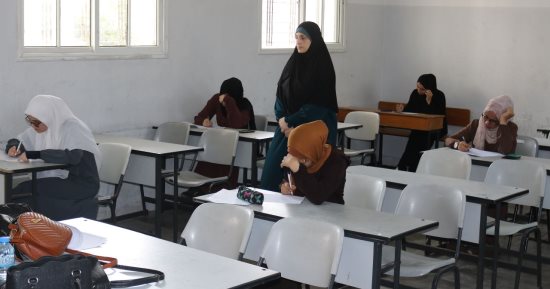 المعاهد الأزهرية بفلسطين تختتم امتحانات الدور الثانى للشهادة الثانوية 