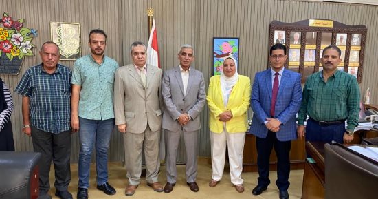 ملتقى توظيف تعليمى لدعم الطلاب والخريجين والباحثين بتربية الزقازيق 
