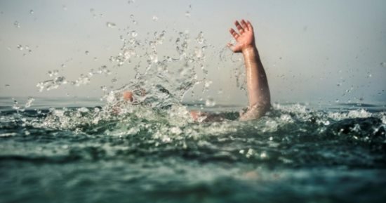 الغرق في المياه العذبة يحدث في 5 دقائق والمالحة يستغرق 12.. التفاصيل فيديو