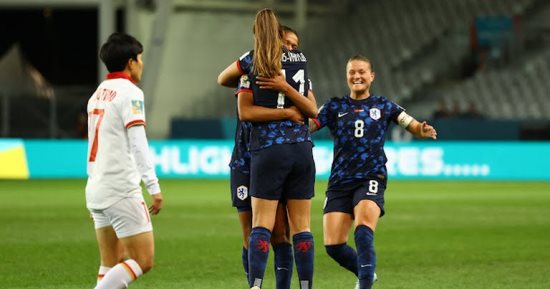 هولندا تكتسح فيتنام 7-0 وتتأهل إلى ثمن نهائى كأس العالم للسيدات