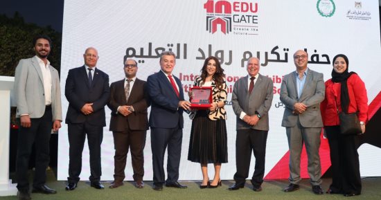 نقيب المعلمين: التطوير البحثى بالجامعات المصرية وضعها ضمن التصنيفات الدولية