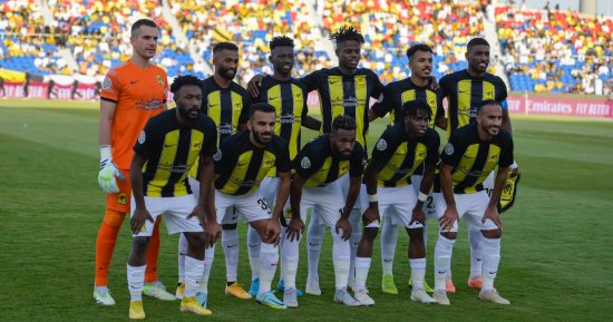 الاتحاد ضد الهلال.. العميد يقلص الفارق إلى 2-1 ويشعل اللقاء "فيديو"
