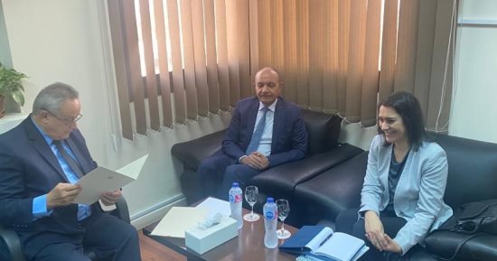 مدير مكتبة الإسكندرية يتسلم رسالة تهنئة من الأمير الحسن بن طلال
