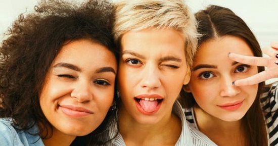 أبراج خفيفة الظل كثيرة الضحك والهزار.. اعرف الكراش منهم ولا لأ