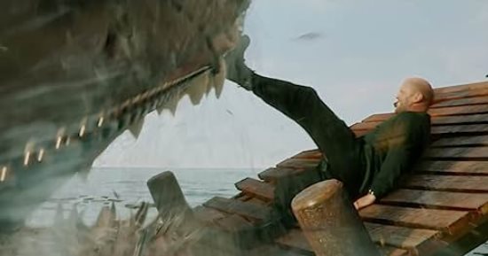تقييمات سلبية من النقاد العالميين لفيلم The Meg: The Trench
