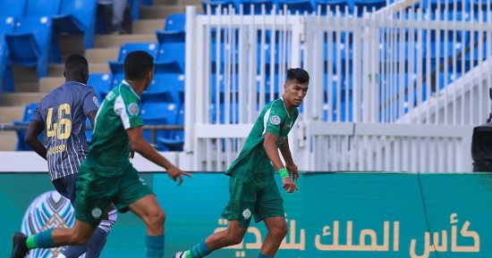 الرجاء المغربي يتقدم بهدف على الوحدة فى البطولة العربية.. فيديو