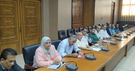 محافظ شمال سيناء يؤكد على اهتمام مؤسسات الدولة بأرض الفيروز