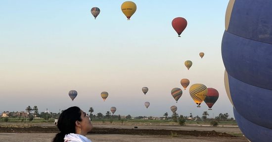 البالون الطائر متعة تانية.. مغامرة فى سماء الأقصر على ارتفاع 1500قدم "صور"