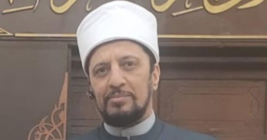 رئيس المنطقة الأزهرية بالإسكندرية يتابع امتحانات الدور الثانى