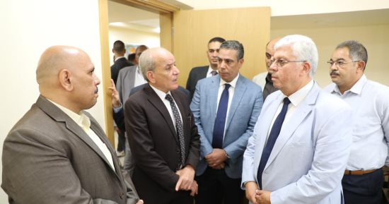 تنسيق الجامعات 2023.. وزير التعليم العالي يتفقد أعمال مكتب التنسيق الرئيسي بجامعة عين شمس