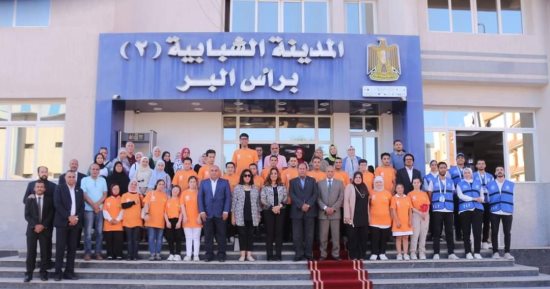 محافظ دمياط تدشن برنامجى "تواصل.. مسئولية" لدعم ذوى الهمم.. التفاصيل