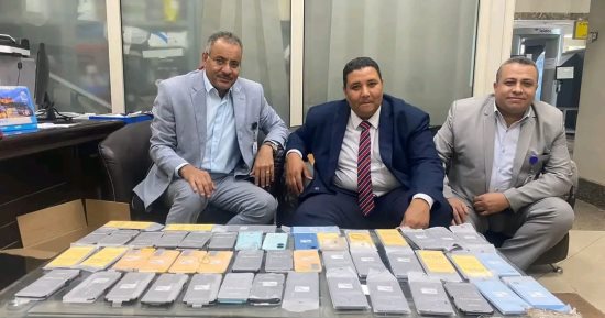 جمارك مطار سوهاج الدولى تضبط محاولة تهريب عدد من الهواتف المحمولة