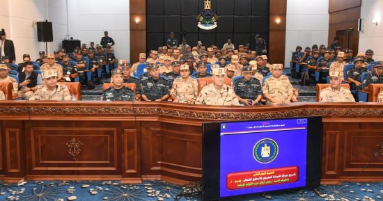 الفريق أسامة عسكر يشهد تنفيذ مشروع مراكز القيادة التعبوى بالأسطول الشمالى للقوات البحرية