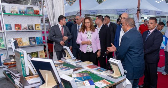 محافظ دمياط ورئيس هيئة الكتاب يفتتحان الدورة الـ4 لمعرض رأس البر.. صور