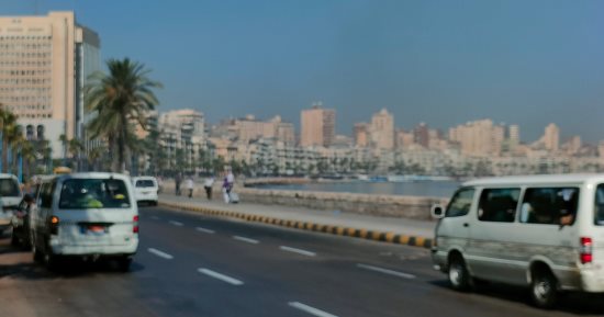 طقس الإسكندرية اليوم.. رطب ليلا حار نهارا والعظمى تسجل 32 درجة