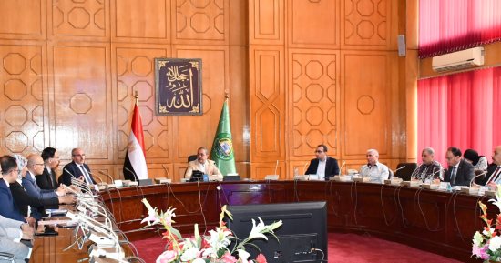 رئيس جامعة القناة: البدء فى تطوير مستشفى الطوارئ ونقترب من إنهاء مبنى العيادات