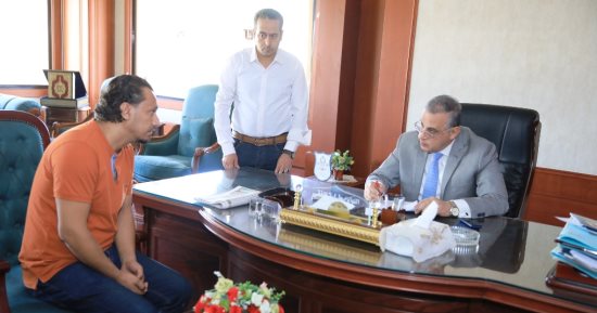 167 مواطنًا يعرضون مطالبهم خلال اللقاء الجماهيري بمحافظة سوهاج