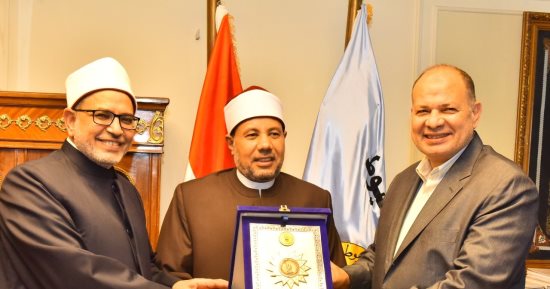 محافظ أسيوط يلتقى رئيس جامعة الأزهر لبحث سبل التعاون 