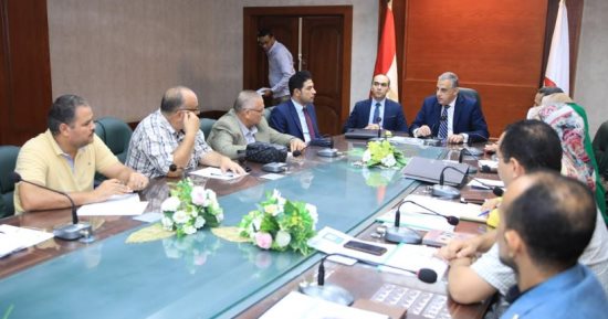 محافظ سوهاج: تنفيذ 128 مشروعا فى قرية أم دومة ضمن مبادرة حياة كريمة
