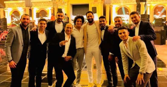 لاعبو فيوتشر يحتفلون بزفاف محمود رزق.. صور