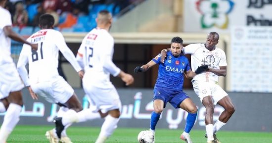الهلال ضد الشباب.. الزعيم يتفوق تاريخيًا أمام "الليث" قبل صدام البطولة العربية