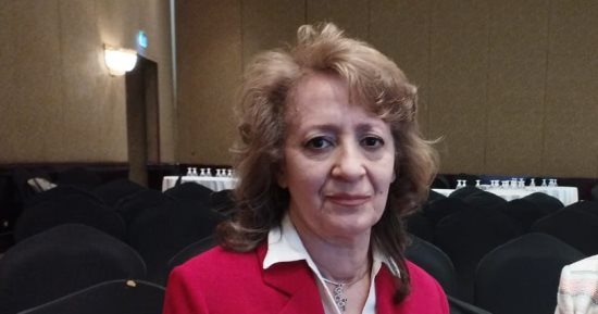 أستاذ باطنة توضح مخاطر المحليات الصناعية من الفركتوز لـ الإسبرتام
