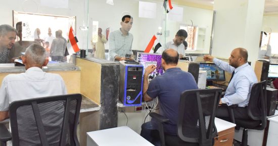 حياة كريمة فى أسيوط.. تشغيل 4 مجمعات للخدمات الحكومية بقرى الشامية وبنى مر وبنى عديات ودشلوط.. وجارٍ افتتاح 31 مجمعا آخر بتكلفة 358 مليون جنيه.. والأهالى: خدمات لا تصدق فى وقت قصير 