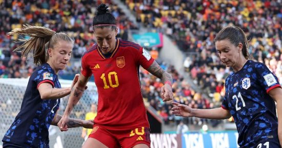 منتخب إسبانيا يطيح بهولندا ويتأهل لنصف نهائي كأس العالم للسيدات 