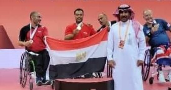 محافظ كفرالشيخ يهنئ الفائز بالمركز الأول فى بطولة السعودية للطاولة البارالمبية