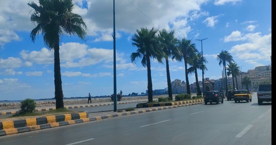 طقس الإسكندرية اليوم.. حار رطب نهارا والعظمى 30 درجة 