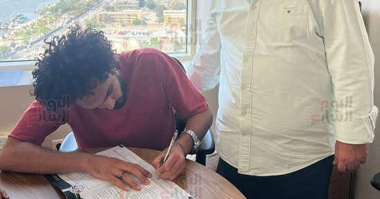 شاهد توقيع "زيكو" لنادى زد مقابل 20 مليون جنيه