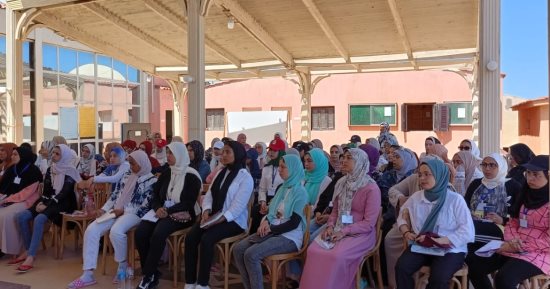 المعسكر الطلابى بمصيف بلطيم يستقبل الوفود الطلابية بجامعة كفر الشيخ.. صور