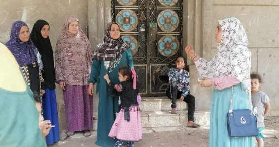 "القومى للمرأة" ببنى سويف يطرق أبواب القرى بحملات "بلدى أمانة".. الحملة استهدفت 20 ألف مواطن ونفذت 4300 زيارة يشارك فيها المشايخ والقساوسة والراهبات والواعظات.. وحملات توعوية لتعريف سيدات القرى بإنجازات الدولة