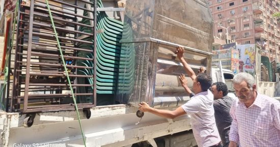 الجيزة: تحسين طبقة الطريق بجوار مطلع ومنزَل الدائرى بمنطقة الكونيّسة