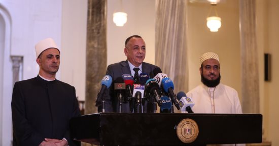 مصطفى وزيرى يفتتح الجامع الأقمر بعد ترميمه بـتكلفة بلغت 14 مليون جنيه.. صور