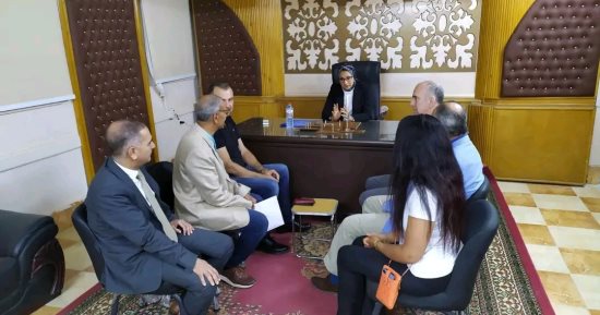 نائب محافظ الوادي الجديد تبحث تنظيم قوافل طبية ودعم السياحة العلاجية 