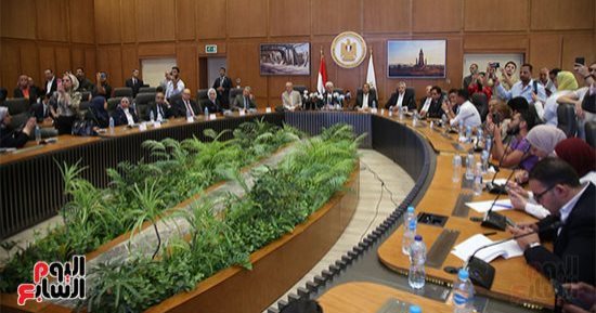 أماكن شاغرة لطلاب المرحلة الثانية بطب بيطرى وتمريض وعلوم 