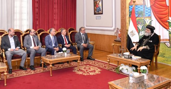 البابا تواضروس يستقبل وفد نقابة الأطباء بالمقر الباباوى بالقاهرة