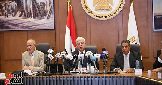 تنسيق الدبلومات الفنية 2023.. المجموع الكلى أساس القبول بالجامعات والمعاهد