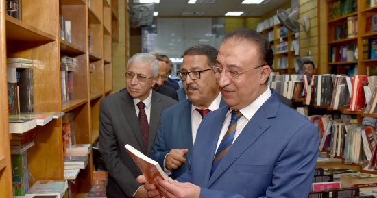 محافظ الإسكندرية يفتتح المعرض الصيفى لدار المعارف بمشاركة أكثر من 50 ناشرًا