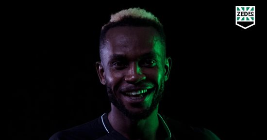 زد يعلن تعاقده مع لاعب فيتا كلوب السابق