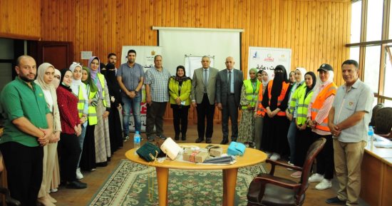 دورات تدريبية عن "إنتاج حقائب نسائية بأسعار اقتصادية" بجامعة كفر الشيخ 