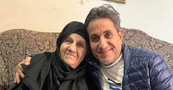 تشييع جثمان والدة الفنان أحمد شيبة ظهر اليوم بمقابر "أم كبيبة" بالإسكندرية
