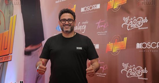أكرم حسنى ومنذر رياحنة ودينا يحتفلون بالعرض الخاص لفيلم "العميل صفر".. صور