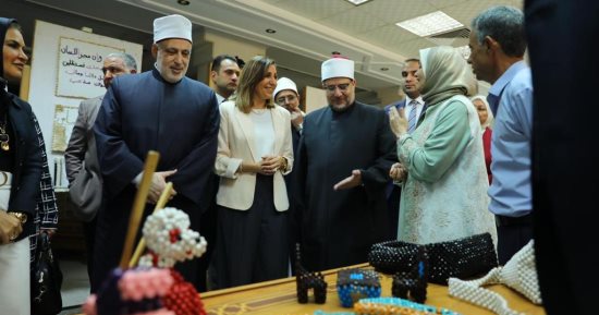 وزيرا الثقافة والأوقاف يفتتحان معرض مسابقة "مواهب وقدرات" للموسم الثالث