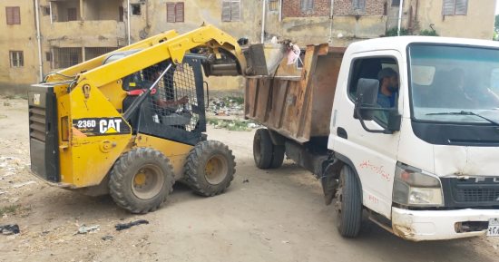 حملات نظافة ورصف طرق وتسليك خطوط الصرف وأعمال تطوير بمدن ومراكز كفر الشيخ