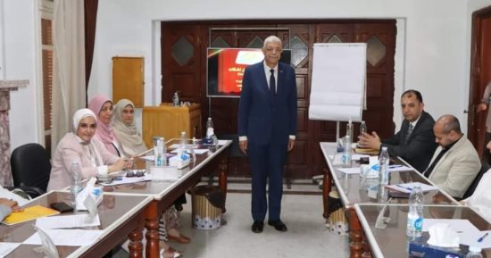 رئيس جامعة المنوفية يتابع فعاليات البرنامج القيادى العاشر للوظائف القيادية 