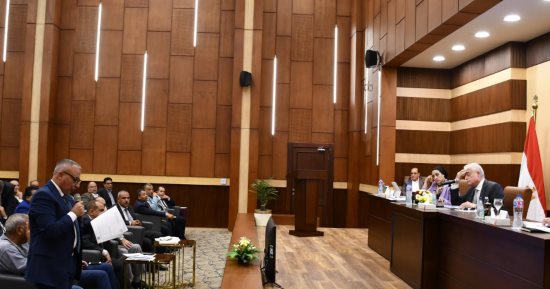 خالد فودة يناقش مع الرئيس التنفيذى لجهاز تعمير سيناء ومدن القناة خطة عمل الجهاز 